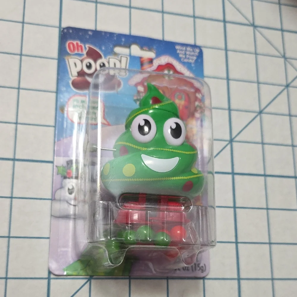 Oh Poop! Wind-Up Christmas Tree Poop Emoji Candy Dispenser - NIP‎